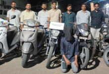 Two-Wheeler Theft: Charminar Task Force, Gudimalkapur Police Arrest Habitual Offender, detect 8 Cases and Recover 7 Stolen Bikes