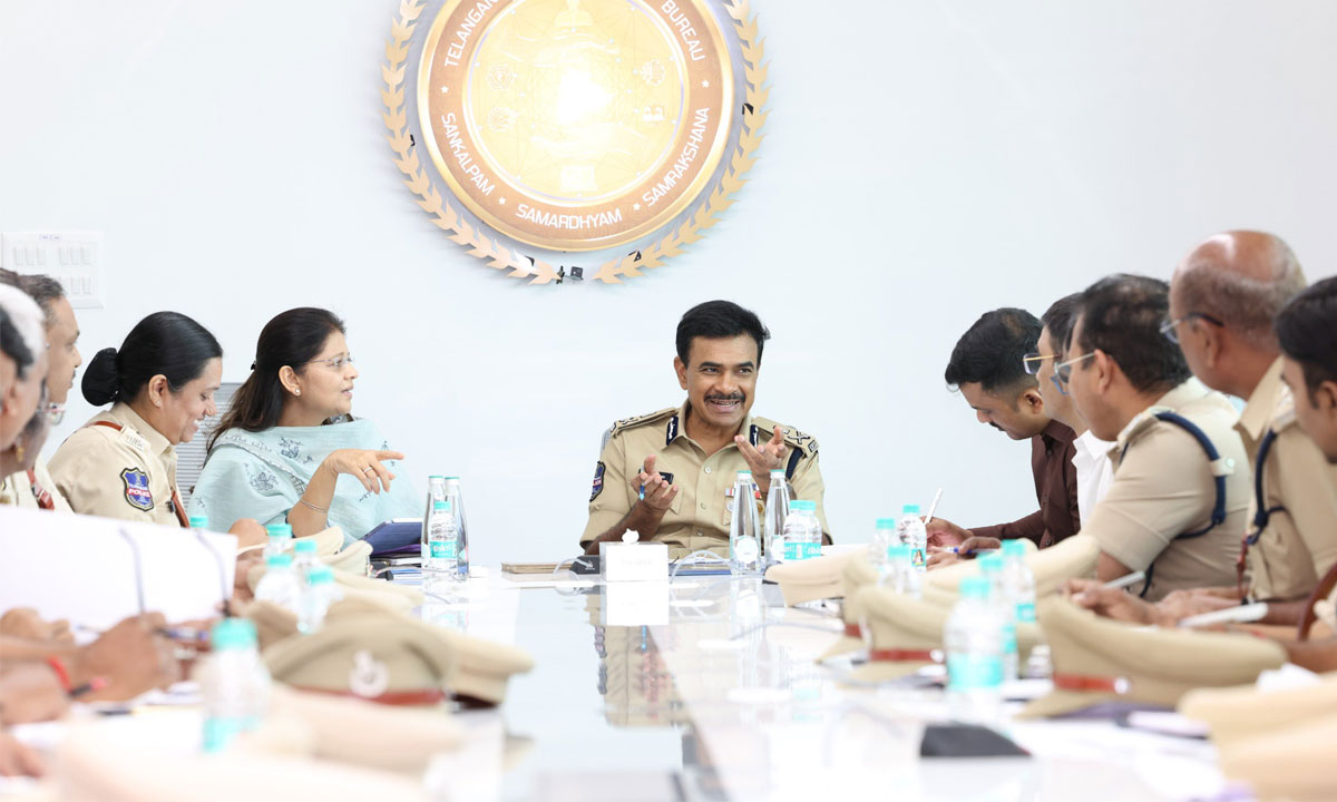 Telangana DGP CV Anand Reviews Cyber Security Bureau, Says State Must Become National Benchmark in Cyber Policing