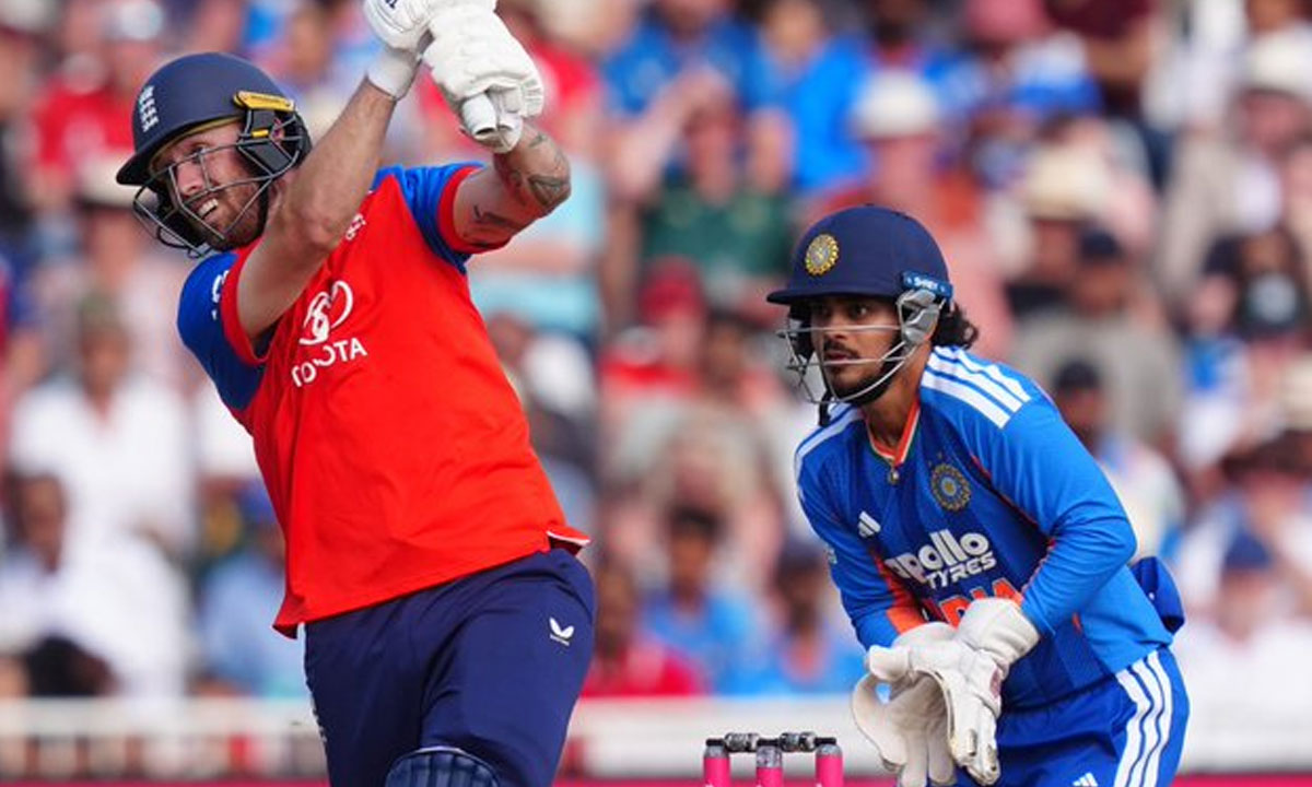 England Post 201/7 Against India in 3rd T20I as Phil Salt Hits 70, Sam Curran Finishes Strong in Nottingham