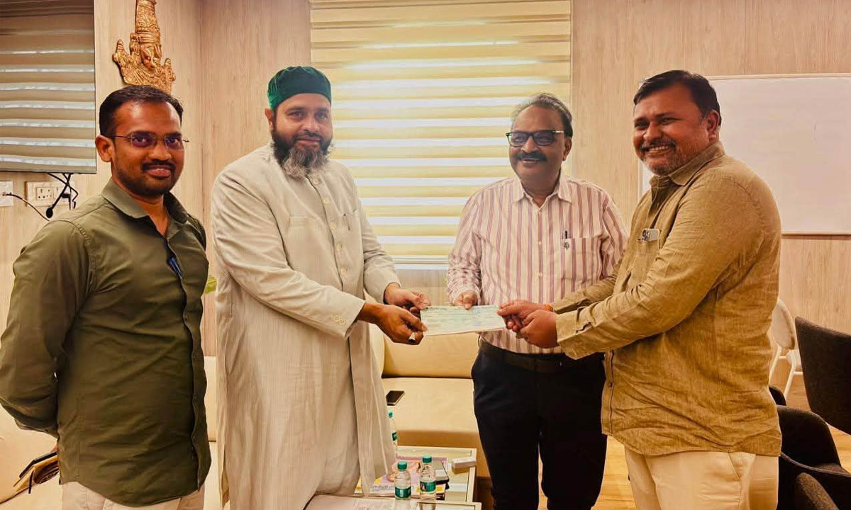 Hyderabad Road Widening: AIMIM MLC Mirza Rahmat Baig Distributes ₹5.21 Crore Compensation Cheques to Property Owners