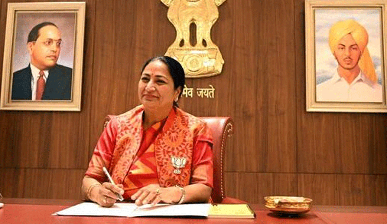 Delhi: Women to register for Rs 2,500 scheme from Aug 1