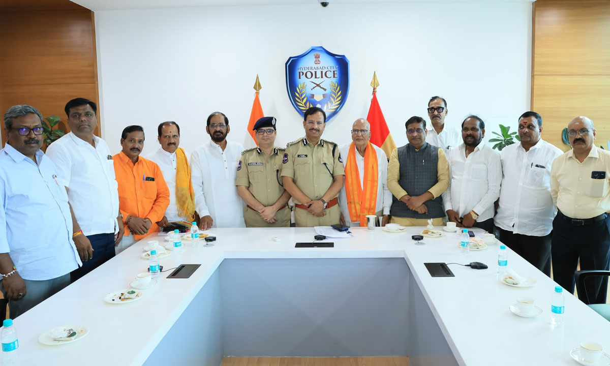 Hyderabad Police Issue Ganesh Chaturthi Safety Guidelines, Urge Bhagyanagar Ganesh Utsav Samiti to Limit Idol Height to 15 Feet