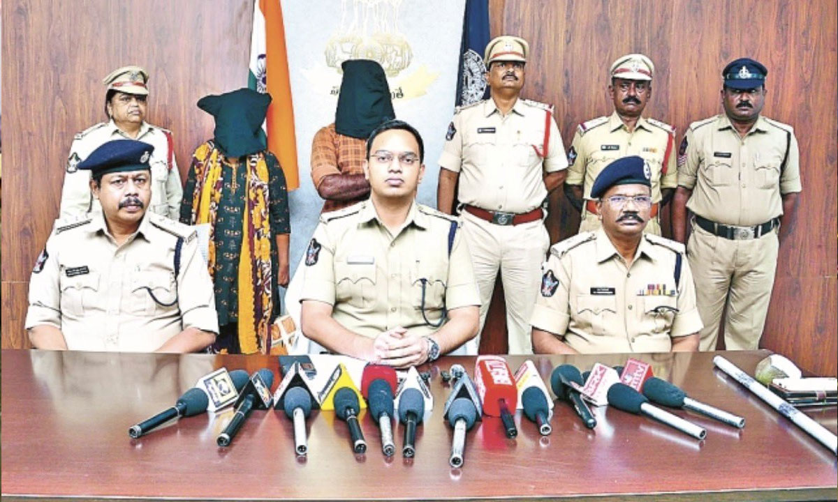 Wife Kills Husband With Lover’s Help, Crushes His Head With Iron Rod, Stone