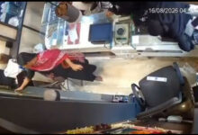 Gold Worth Rs 10 Lakh Allegedly Stolen from Jewelry Shop; CCTV Video Goes Viral