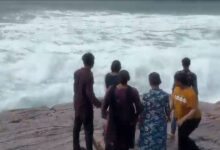 Tragedy on Friendship Day: Two Friends Drown at Vizag Beach