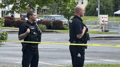 Officer killed in US South Carolina park shooting
