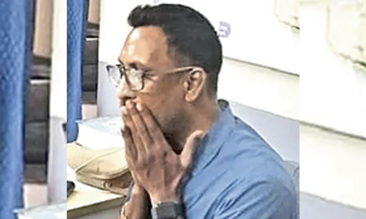 Man Creates Commotion at Medak Praja Vani by Claiming to Be Intelligence Police Officer