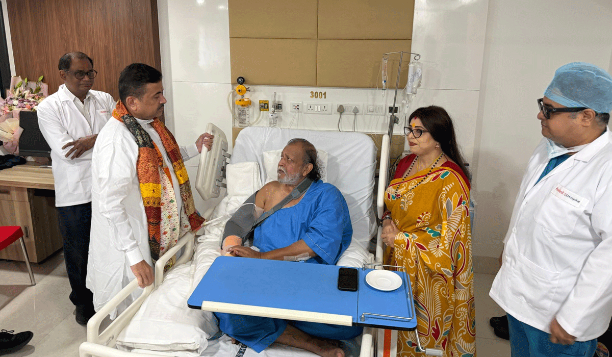 Bengal CM Adhikari visits ailing Mithun Chakraborty at hospital in Kolkata