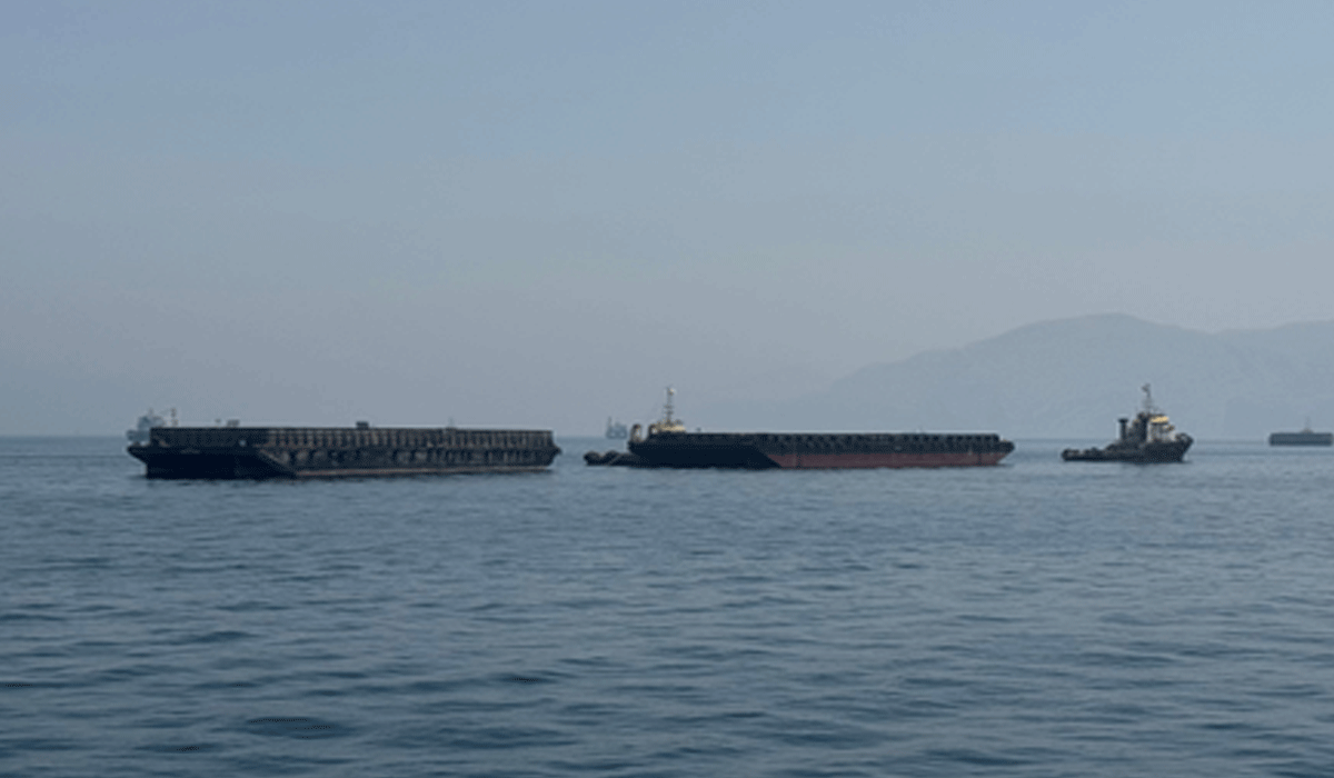 Iran strikes UAE’s tanker with missiles in Strait of Hormuz