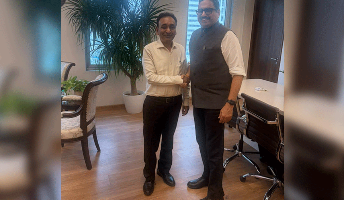 Telangana CS meets Maharashtra counterpart amid push for barrage on Godavari