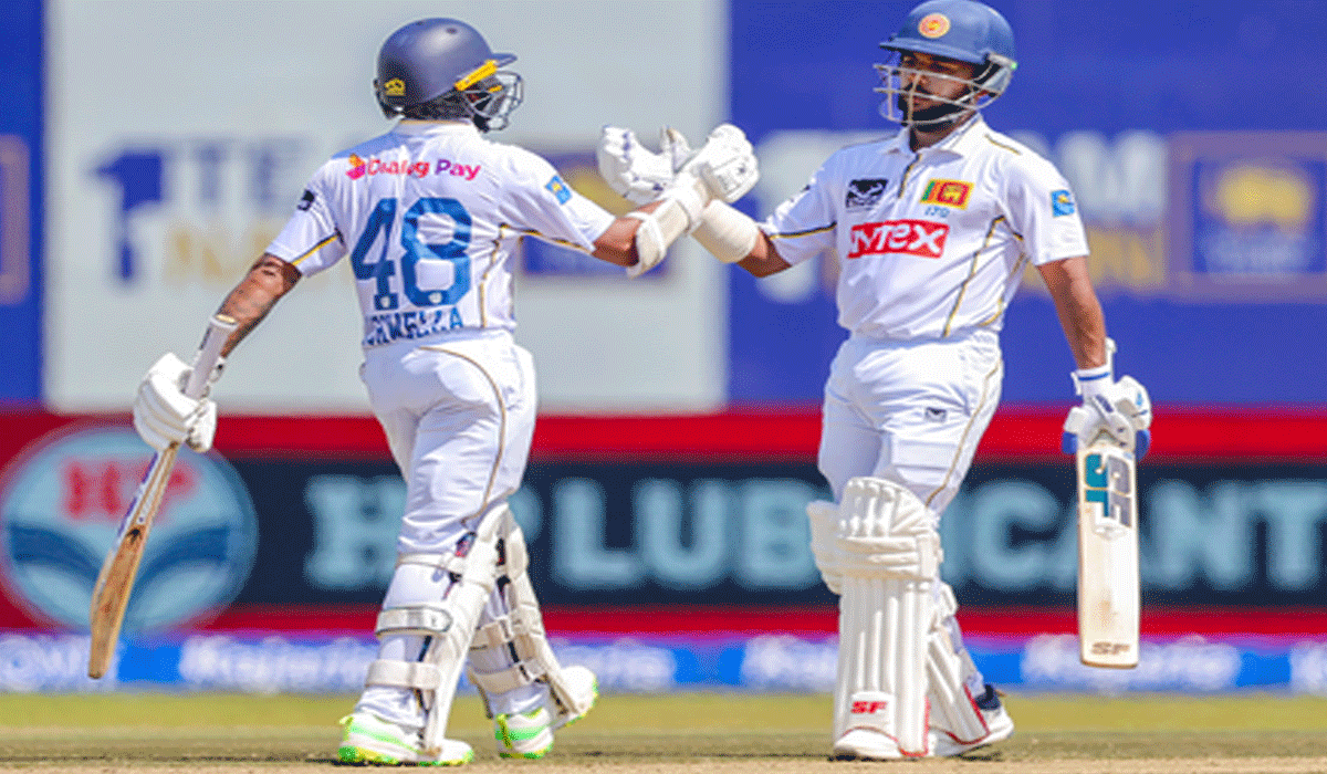 1st Test: Dickwella, Dinusha hit fifties as Sri Lanka reach 214/5, trail India by 248 runs