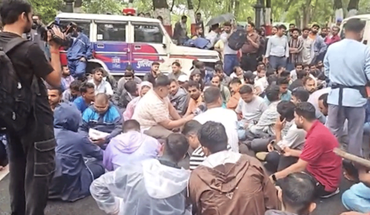 Jharkhand exam cancellations spark fresh protests, selected candidates storm Secretariat campus