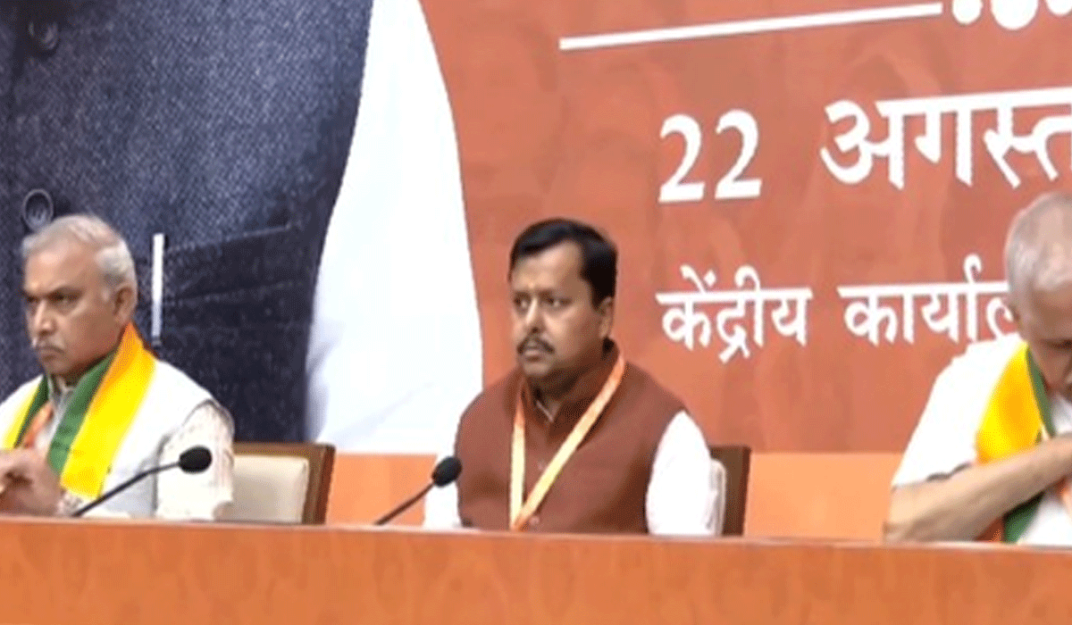 BJP president Nitin Nabin holds first meeting with newly appointed team at party HQs