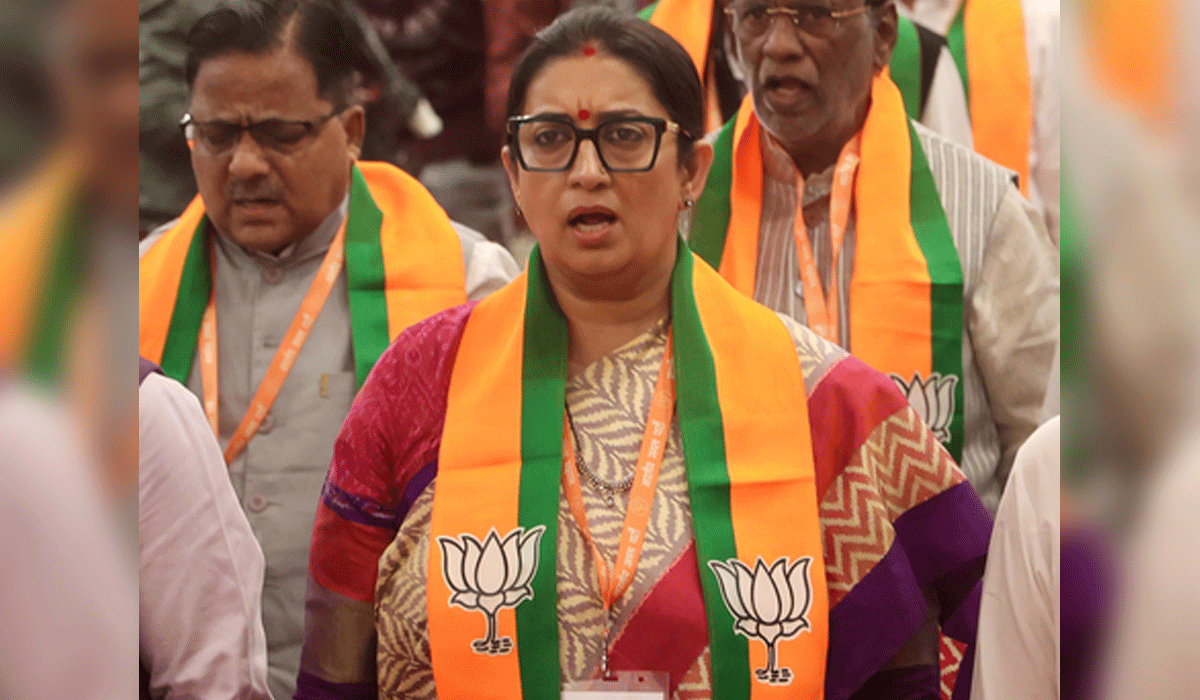 Rahul Gandhi should support women quota in Parliament, full rendition of Vande Mataram: Smriti Irani