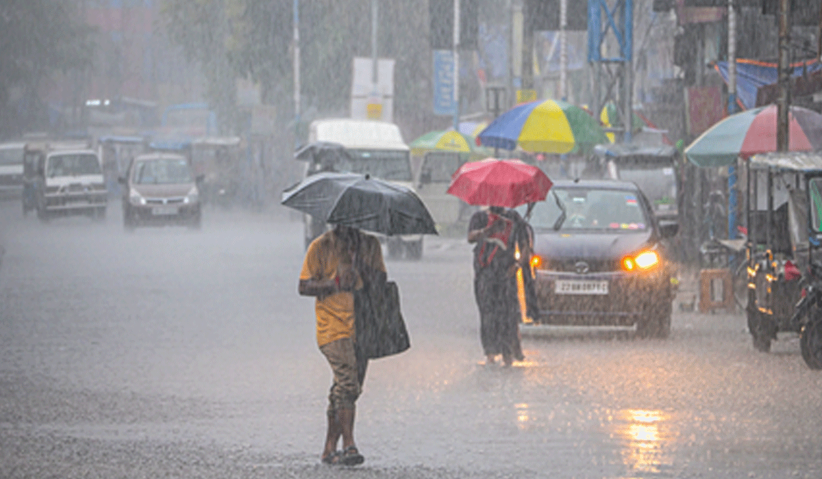 IMD issues red, orange alerts for thunderstorms, heavy rain across several states