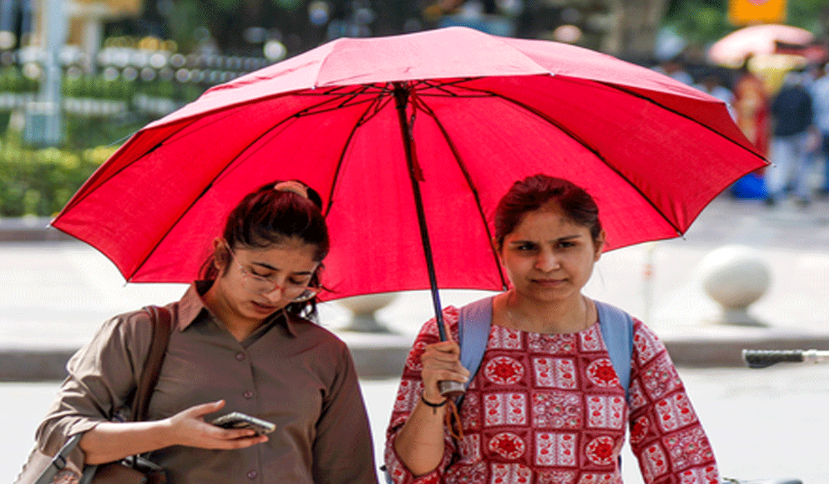 Delhi-NCR to remain hot, with hazy sunshine; rain alert issued for 21 states