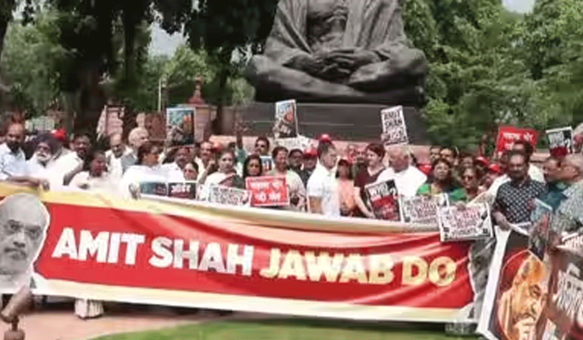 Opposition's protest march in Parliament complex over Jantar Mantar police action, Ram temple donation row