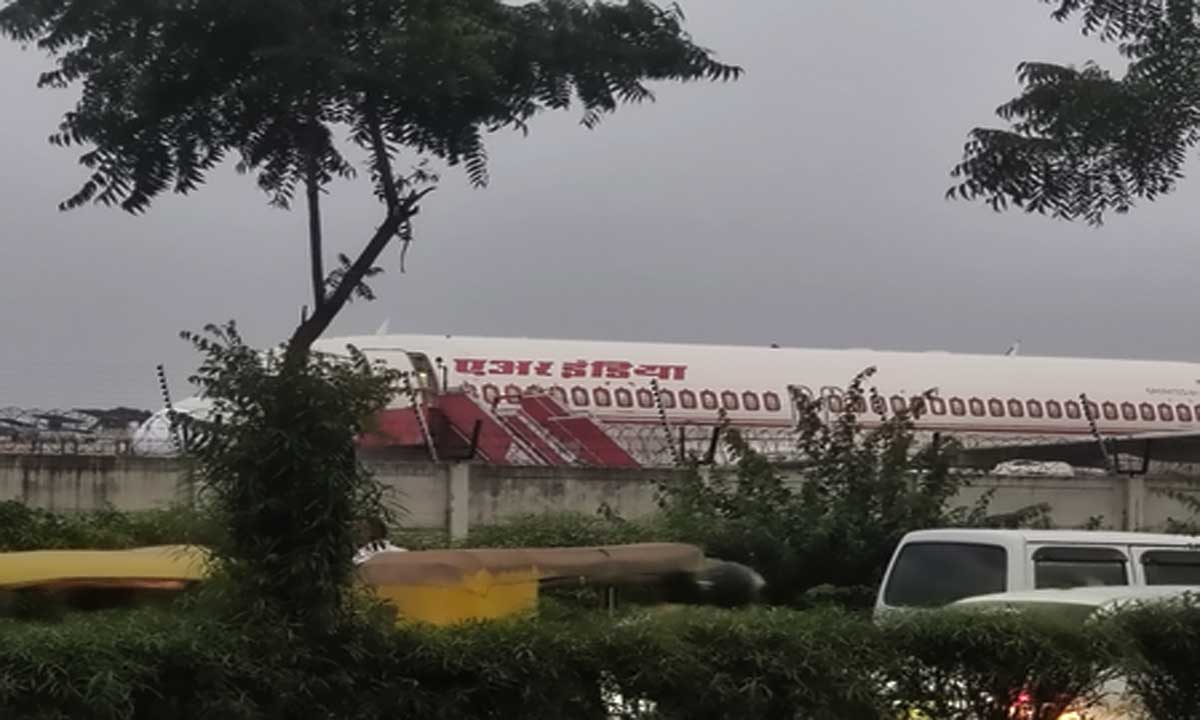Bomb threat: Air India Express Dammam-Delhi flight makes emergency landing in Ahmedabad