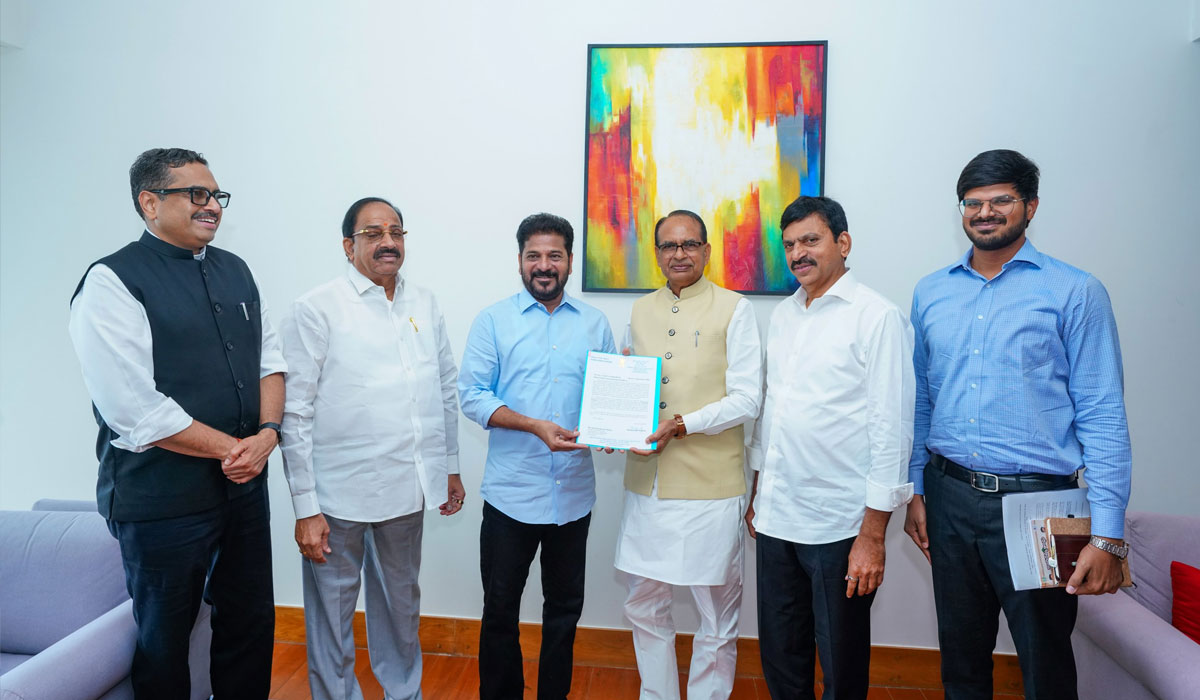 Telangana CM urges Centre to sanction 9.56 lakh houses under PMAY-G