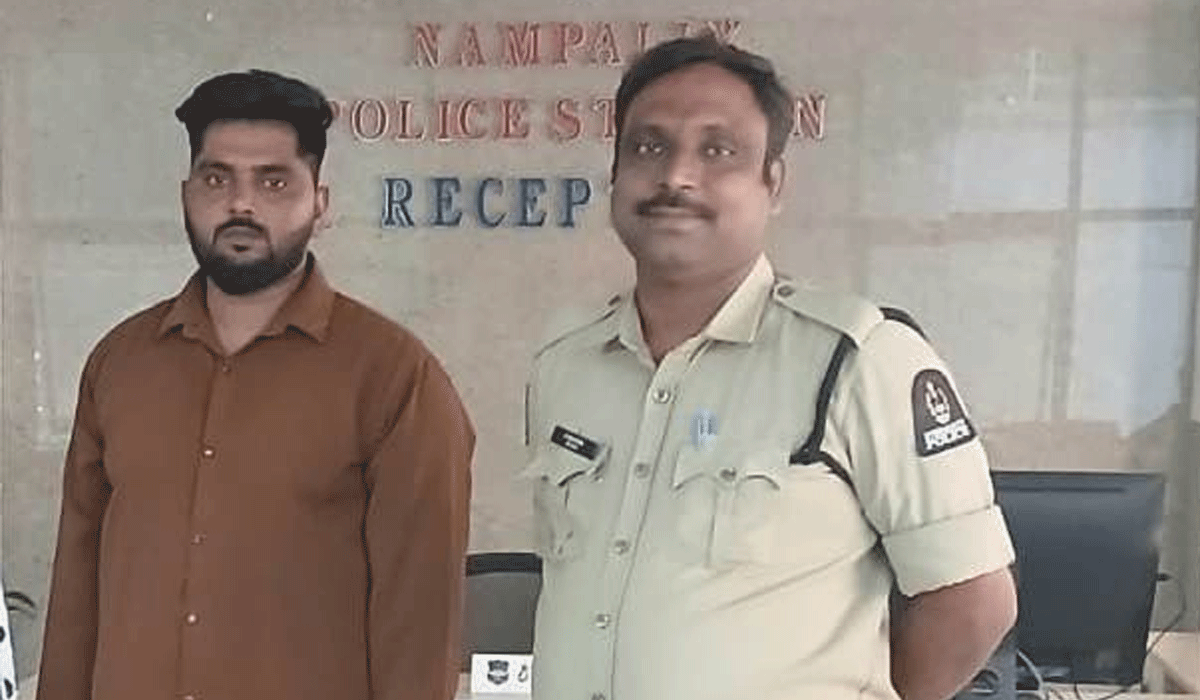 Hyderabad Police Arrest Man for Obstructing, Abusing Traffic Policeman
