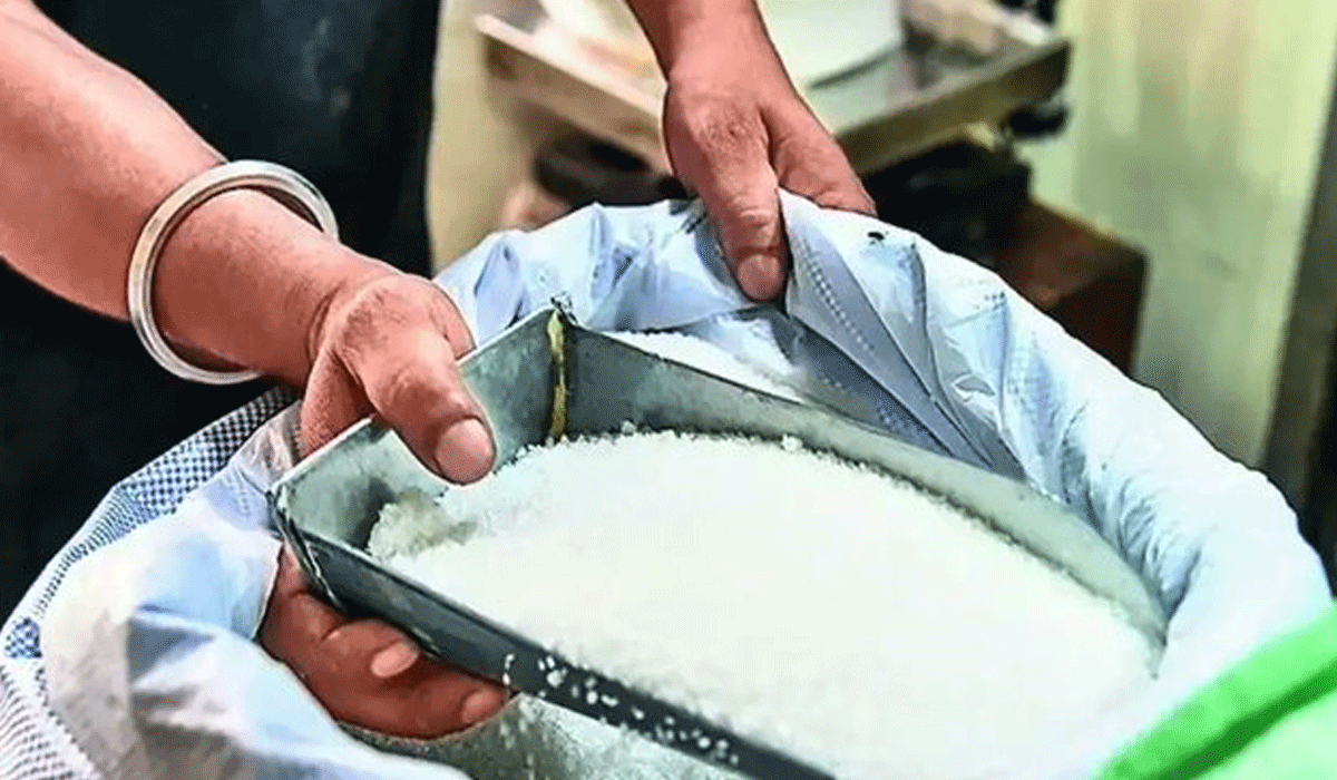 Govt cuts sugar stock holding limit for dealers to 2,000 quintals in Sep 15-Nov 30 festive period