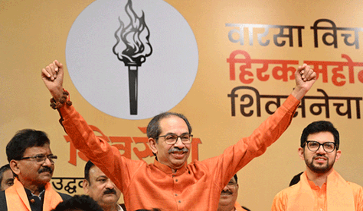Uddhav Thackeray slams Shinde faction; demands freezing of 'Bow and Arrow' symbol