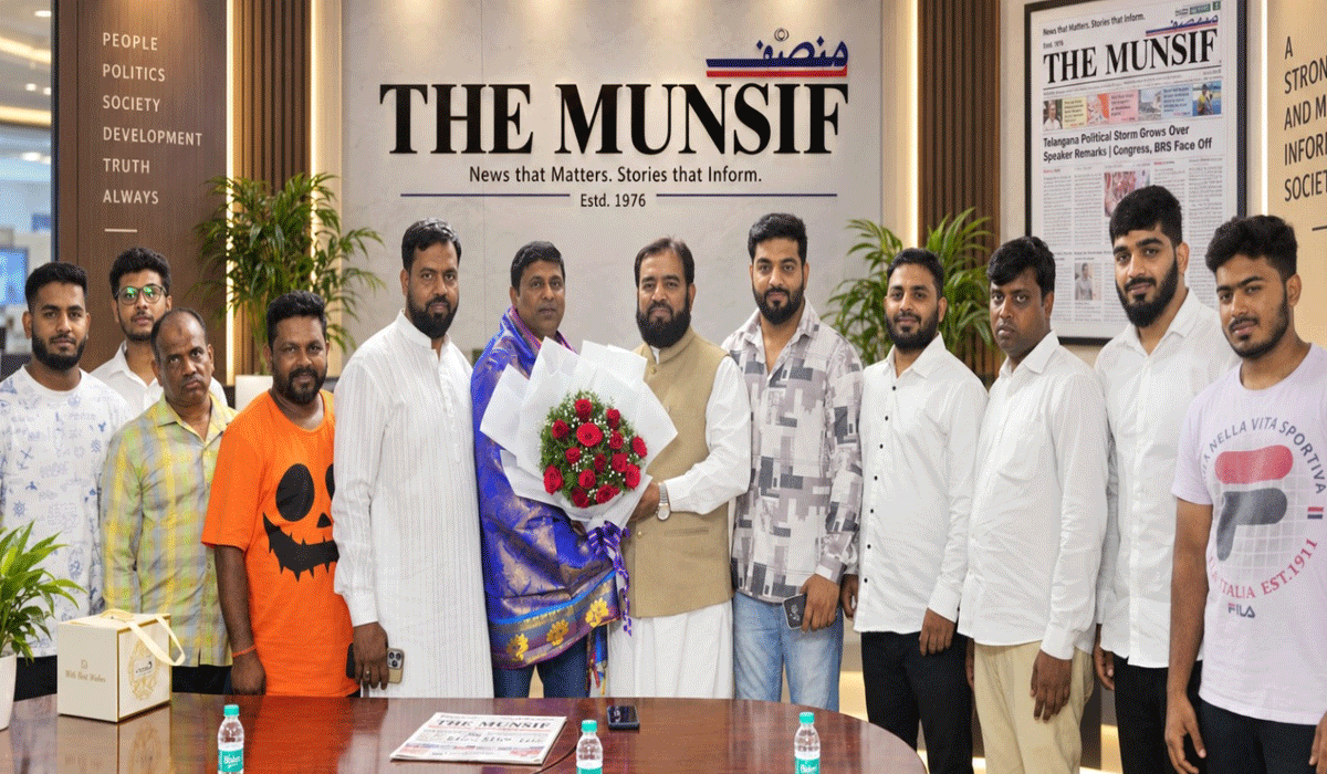 Usman Bin Mohammed Al Hajri Congratulates Munsif Editor-in-Chief on Munsif English Daily Relaunch in Hyderabad