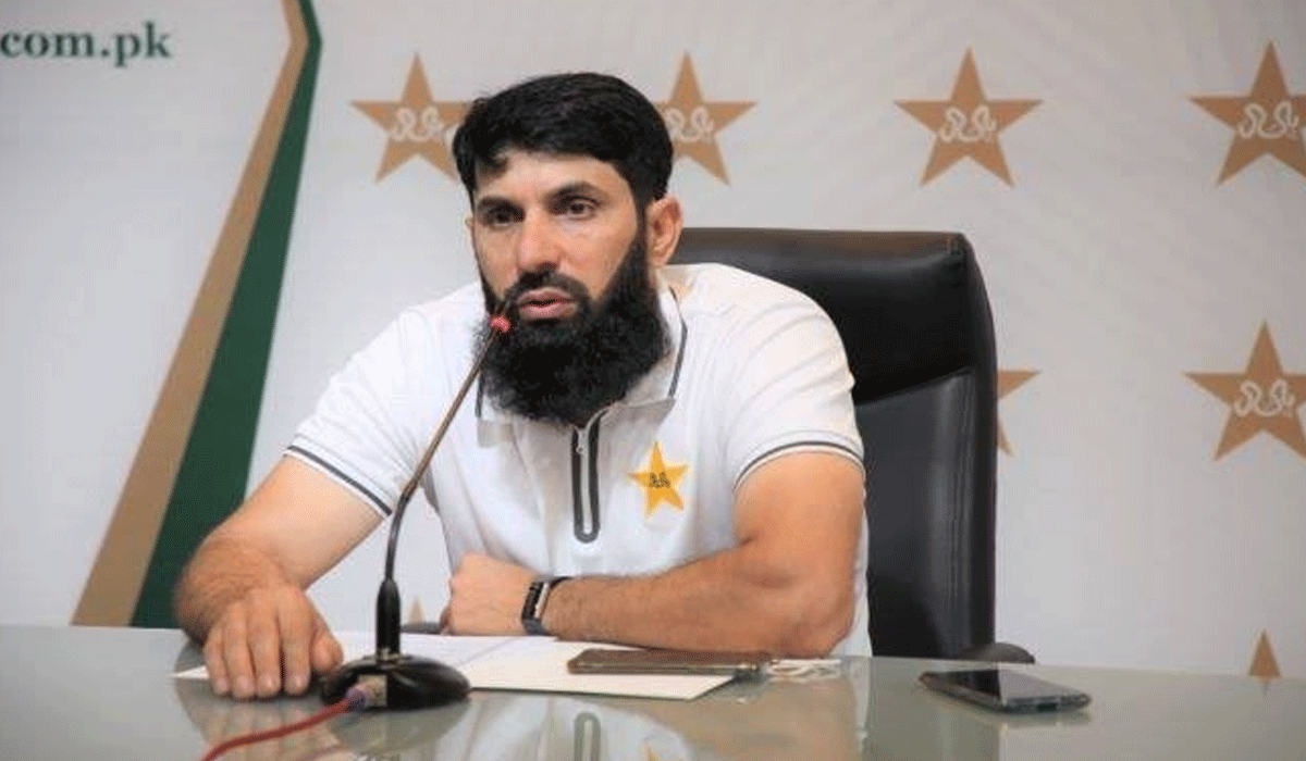 Misbah-ul-Haq resigns as Pakistan selector after sweeping changes in Test squad