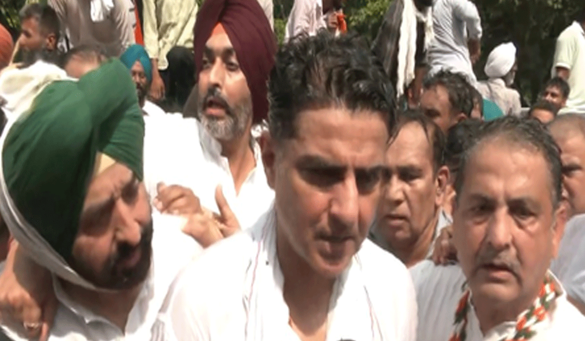 'AAP govt not concerned about people': Sachin Pilot leads protest for Punjab Finance Minister's resignation