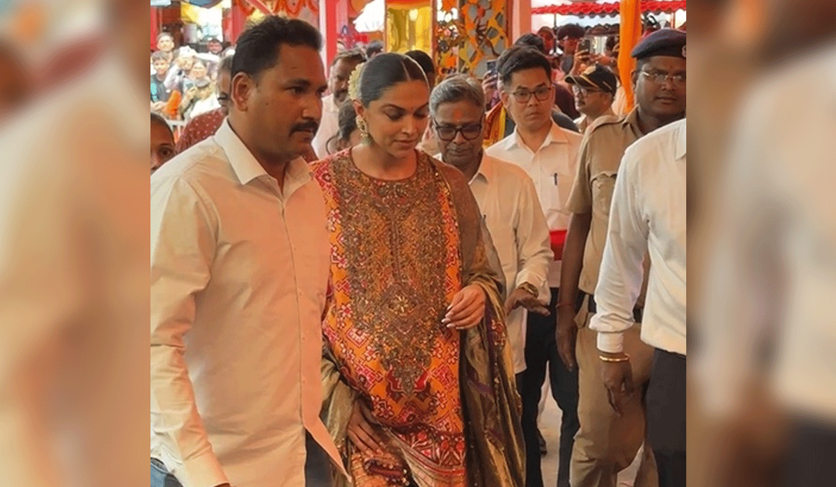 Ranveer Singh, Deepika Padukone seek blessings at Siddhivinayak Temple ahead of 2nd baby's arrival