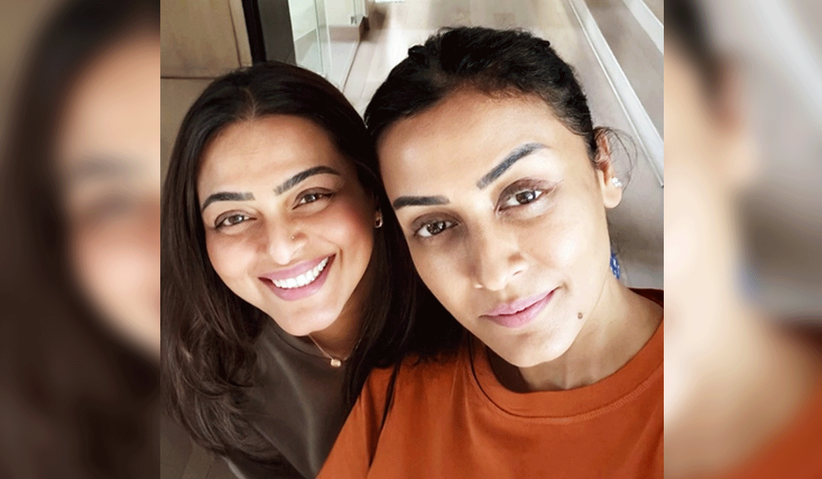 Shilpa Shirodkar meets ‘special person’ Namrata Shirodkar after nine months, says ‘next time we shouldn’t make it so long’