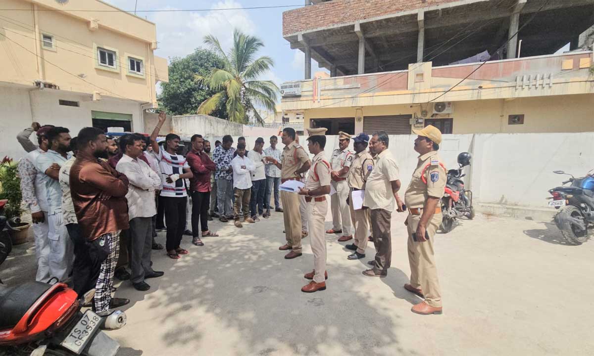Attapur Police Conduct Counseling Session for History-Sheeters Ahead of Ganesh Navratri Celebrations