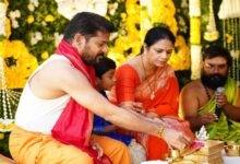 Telangana Guv offers first puja to Khairatabad Ganesh CM wishes people